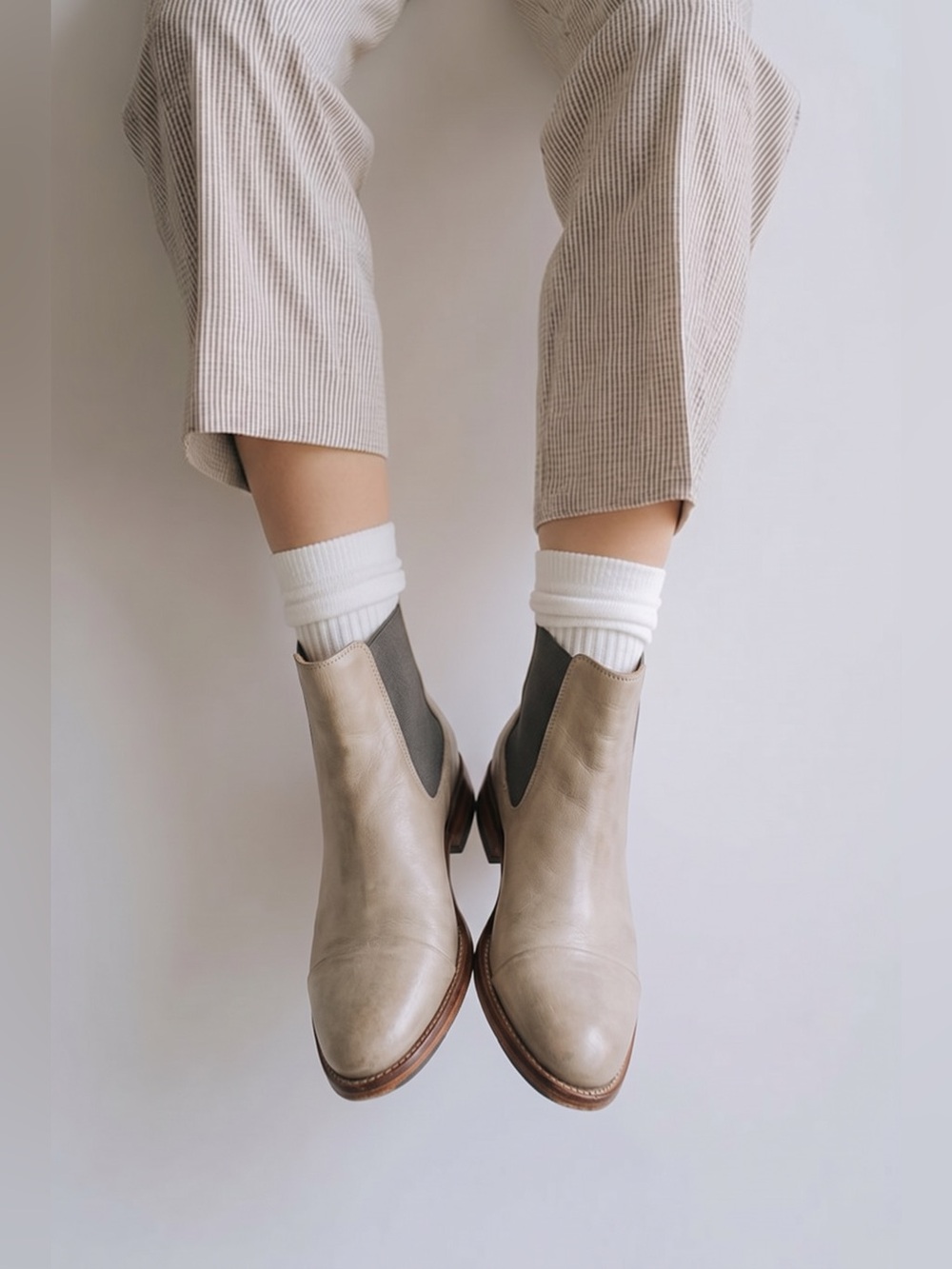 Ten Points leather Chelsea boots